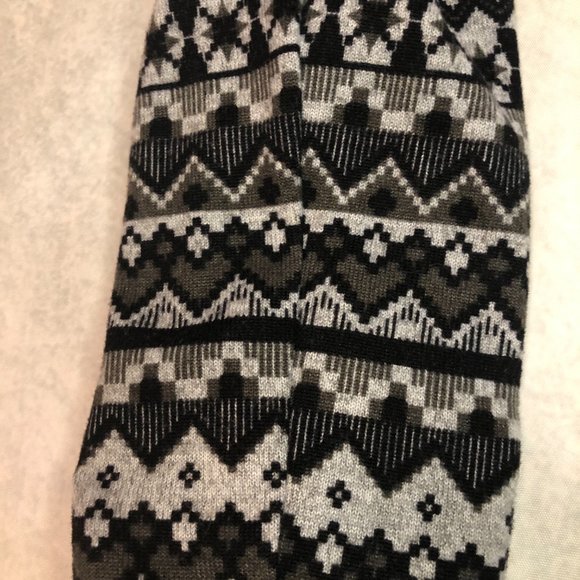 Poof! Tribal Print Leggings - Picture 3 of 5